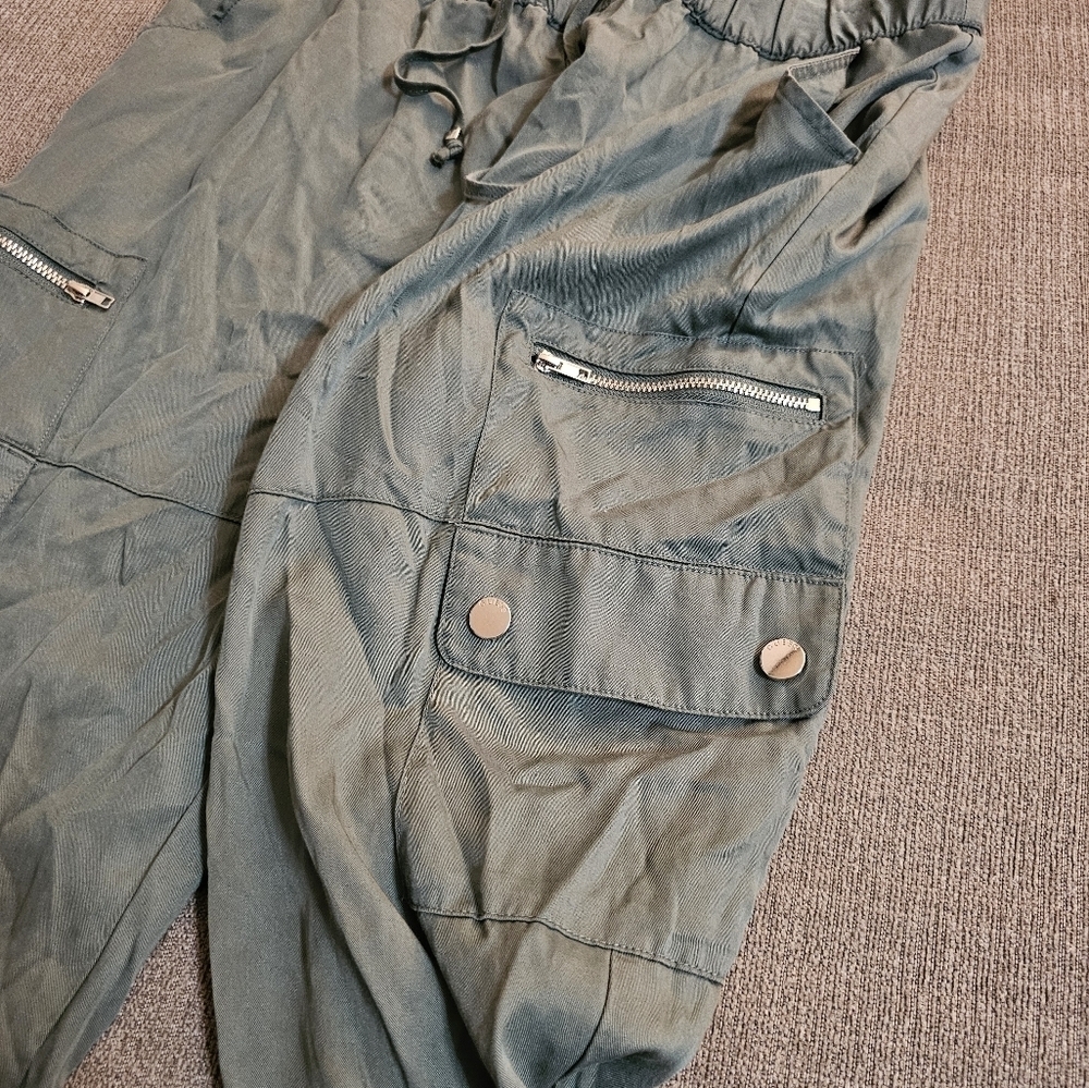 Guess LA Light Green Sea Green Casual Relaxed Athleisure Joggers Size Small - Picture 4 of 8